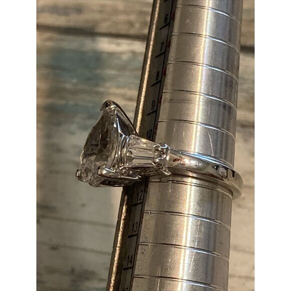 Costume Silver Plated Pear Shape Cubic Zirconia Ring size 5.75 NWOT Fashion - Picture 8 of 9